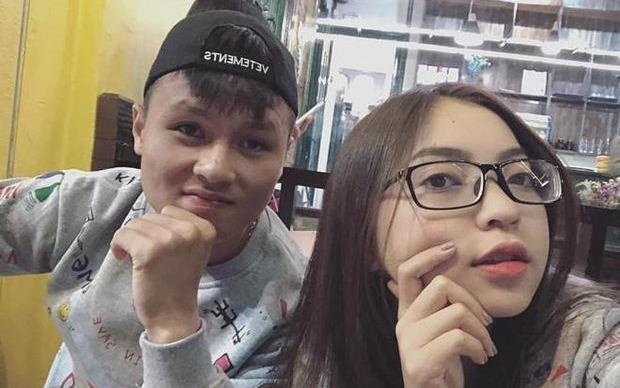 Dan mang 'met moi' vi ban gai Quang Hai lien tuc up mo chuyen chia tay hinh anh