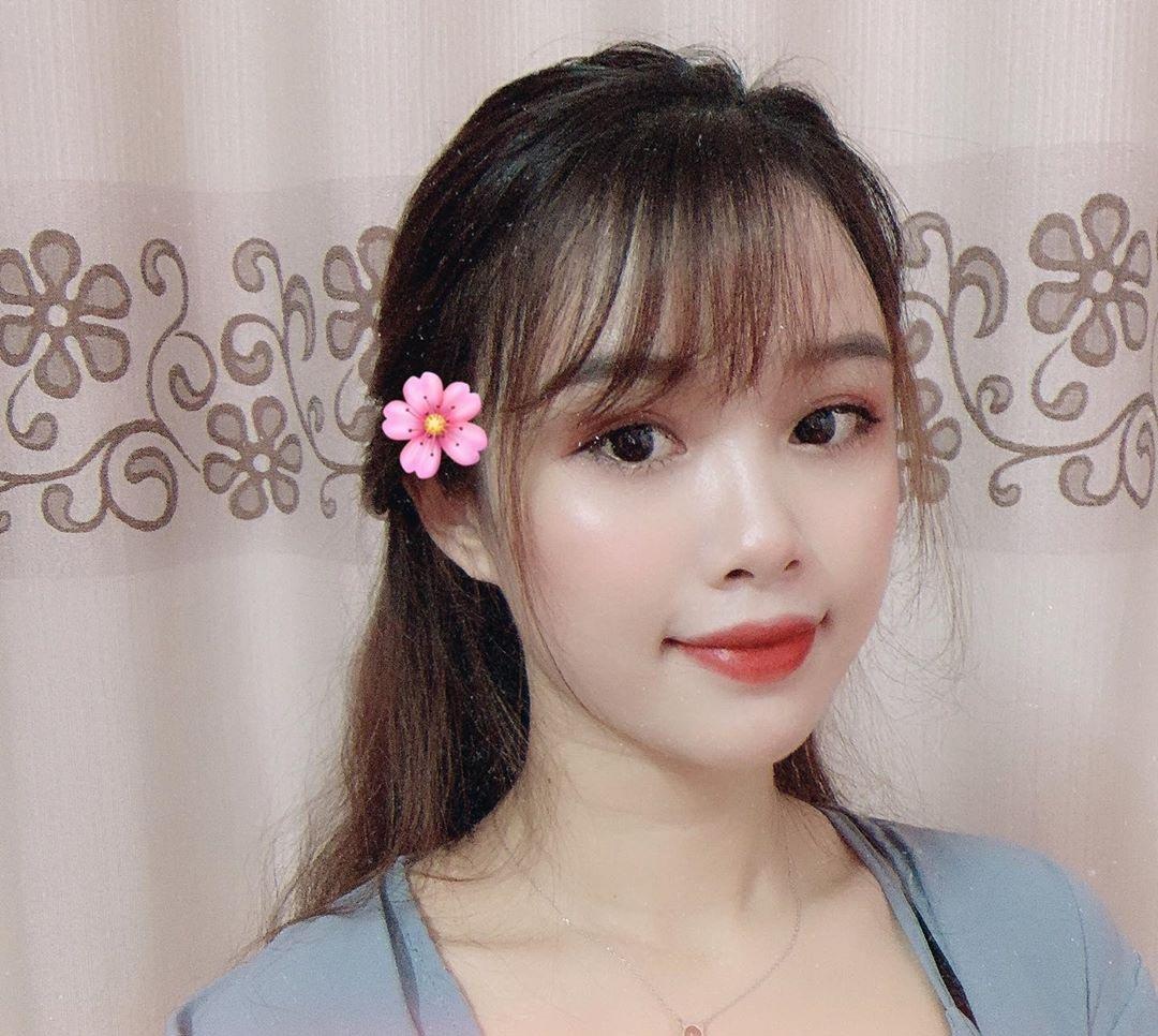 ban gai Van Toan anh 2