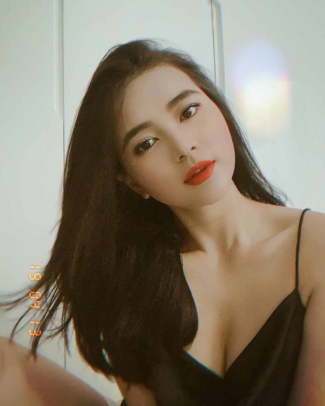 Phi công Diệu Thúy ảnh 2 Phi cong Dieu Thuy anh 2