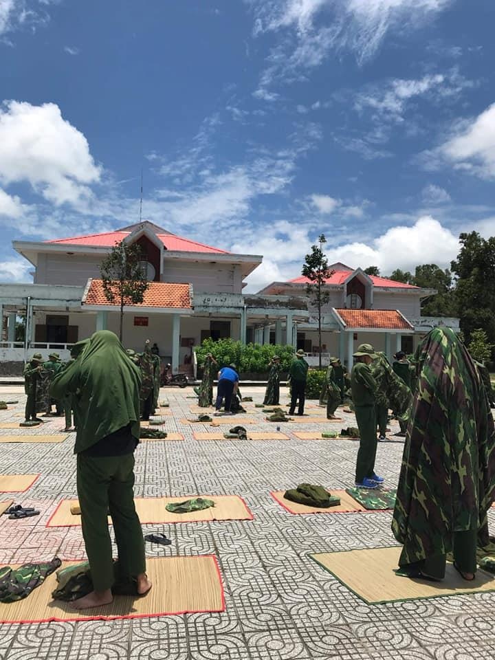 ngay dau den lop cua hoc sinh anh 10