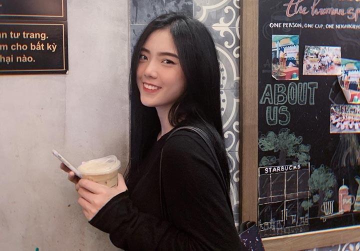 hot girl co 2 con anh 9