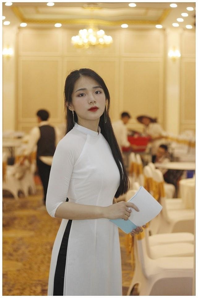 hot girl Hoc vien Bao chi anh 10