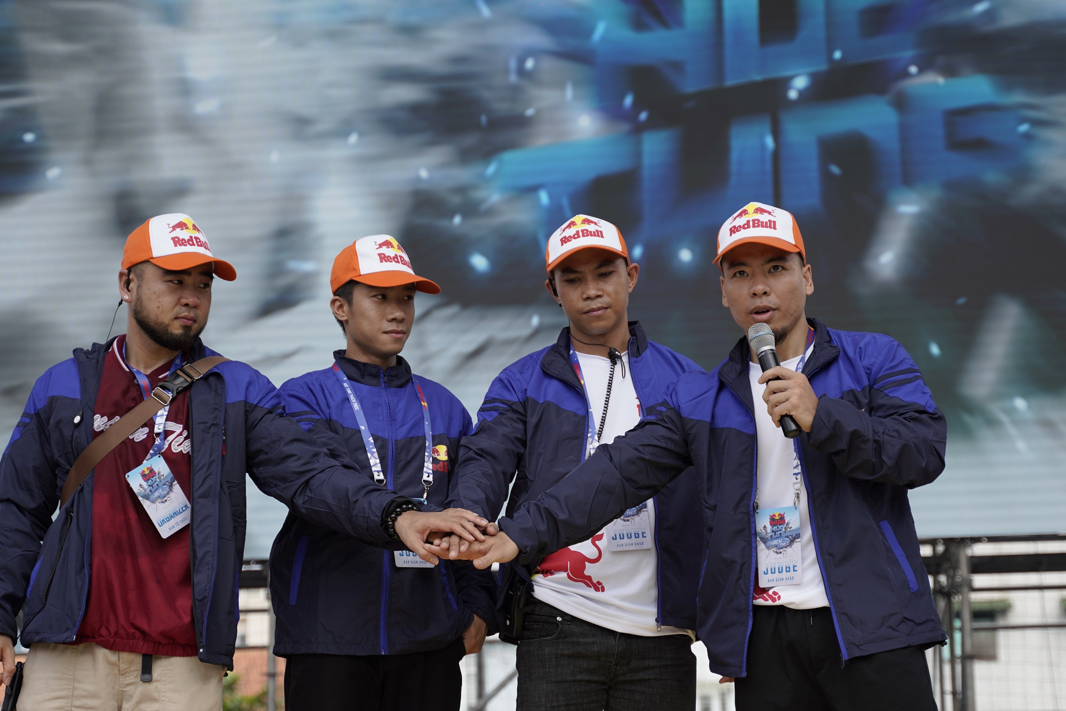 nghe si duong pho anh 3