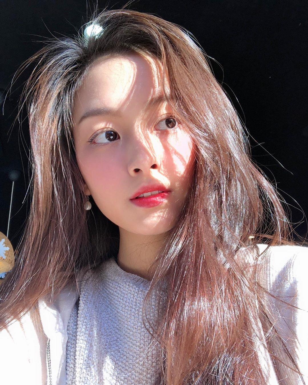 hot girl di du hoc anh 13