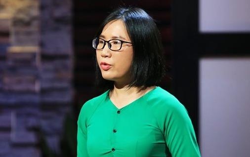 Shark Binh noi voi CEO ong hut co: 'Toi yeu em tu cai nhin dau tien' hinh anh