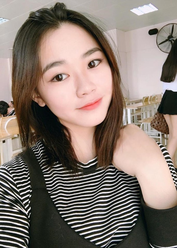 ban gai cau thu anh 12