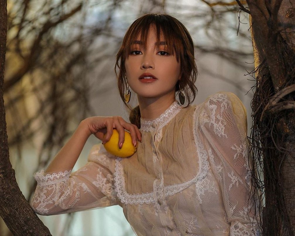 hot teen lam nghe khac xa nganh hoc anh 11