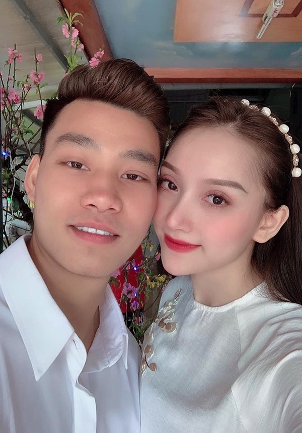 ban gai cau thu anh 8