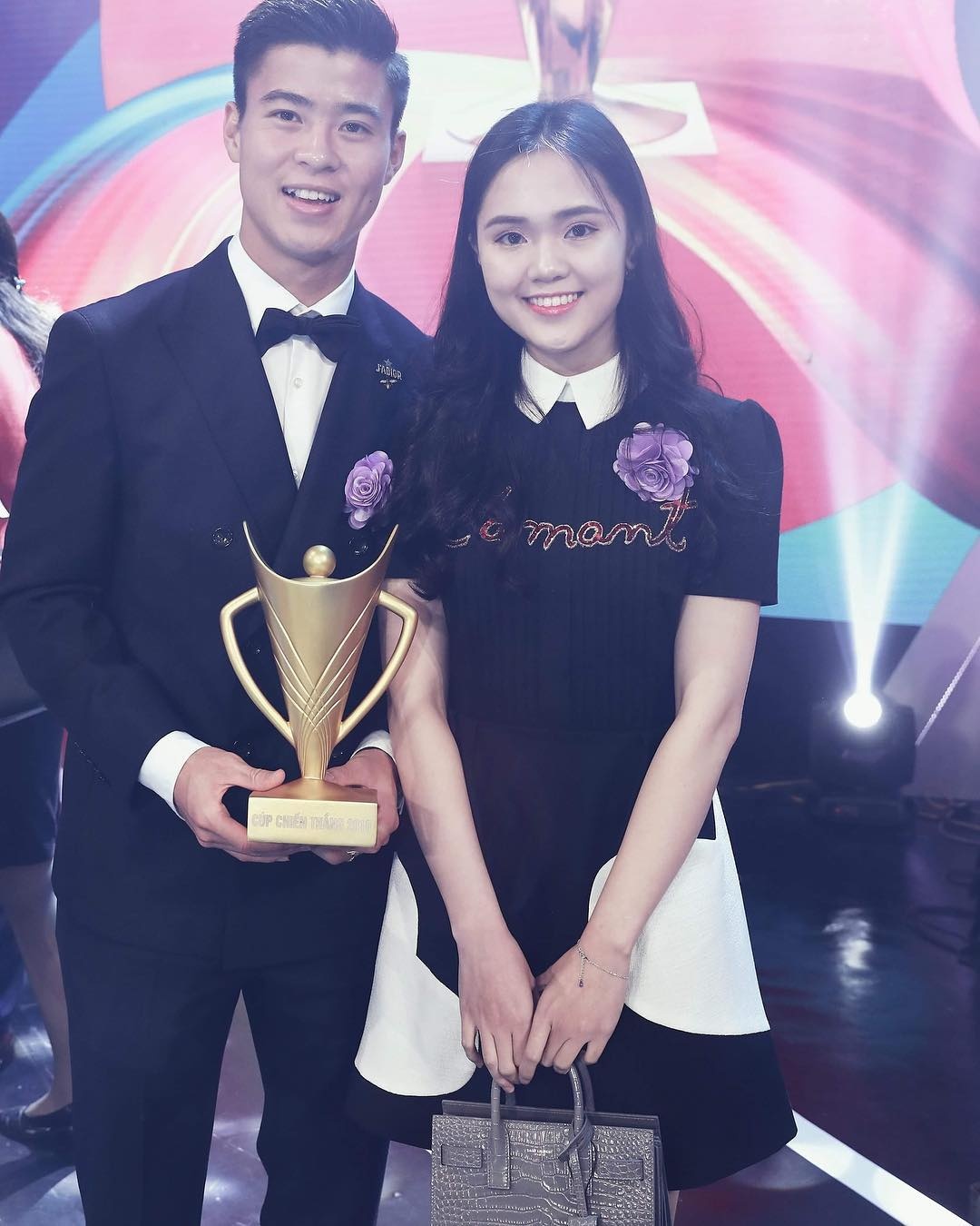 cau thu tinh cam voi ban gai anh 3