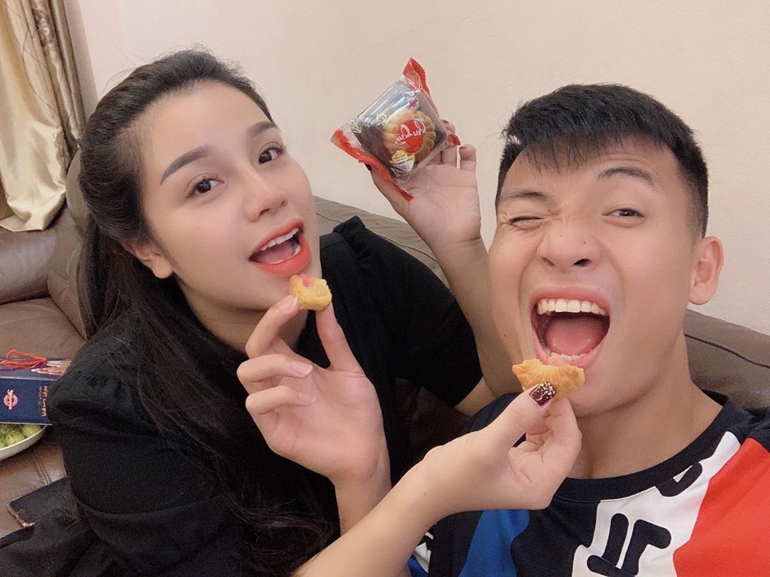 cau thu tinh cam voi ban gai anh 9