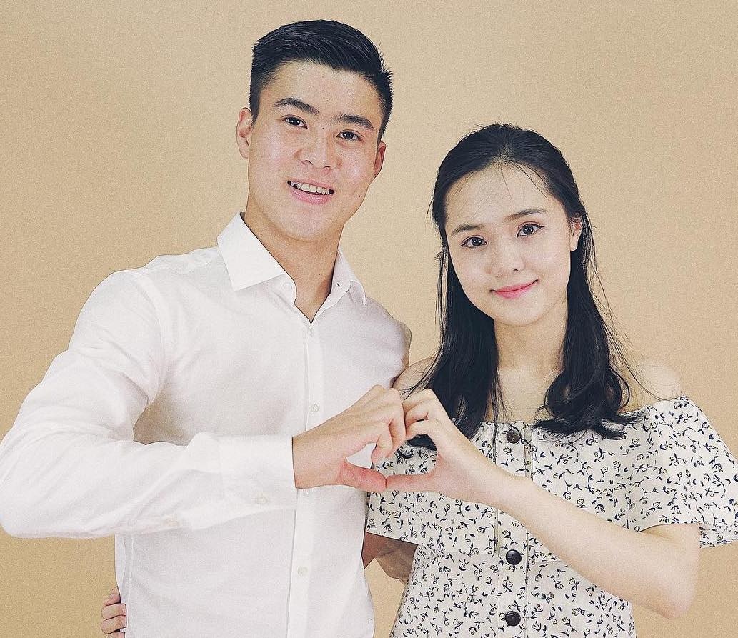 cap hot teen yeu nhau bang tuoi anh 1