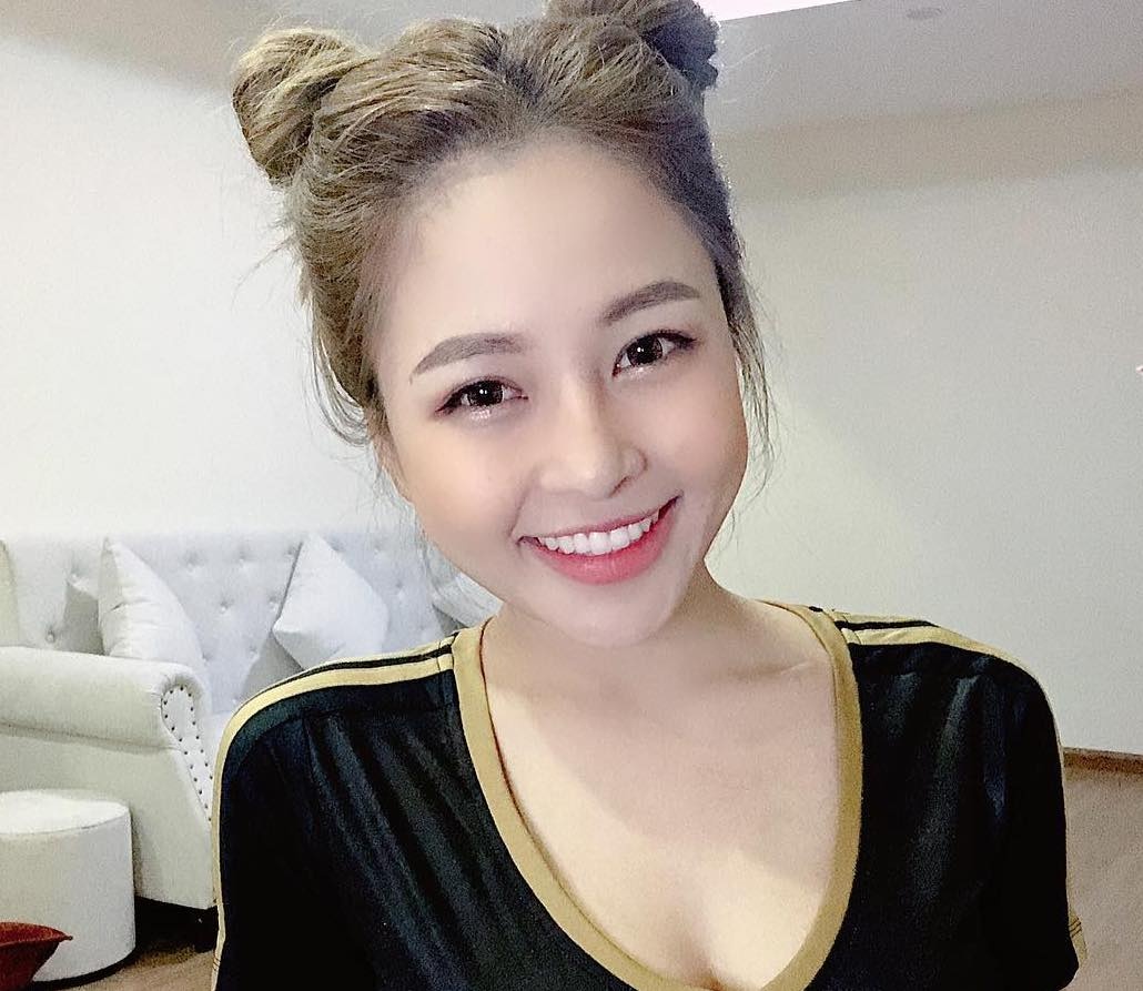 hot girl tang can anh 1