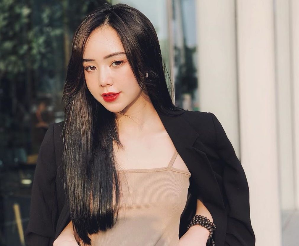 hot girl San khau dien anh anh 1