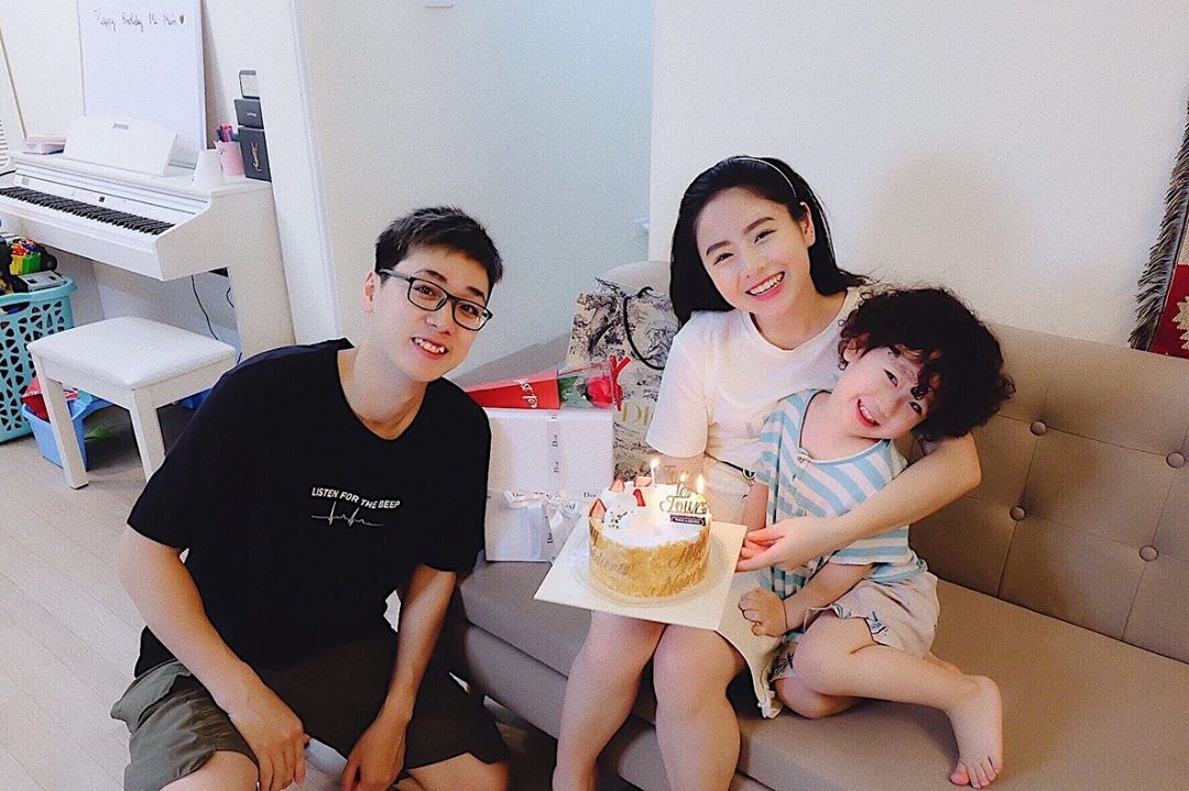 hot girl San khau dien anh anh 8