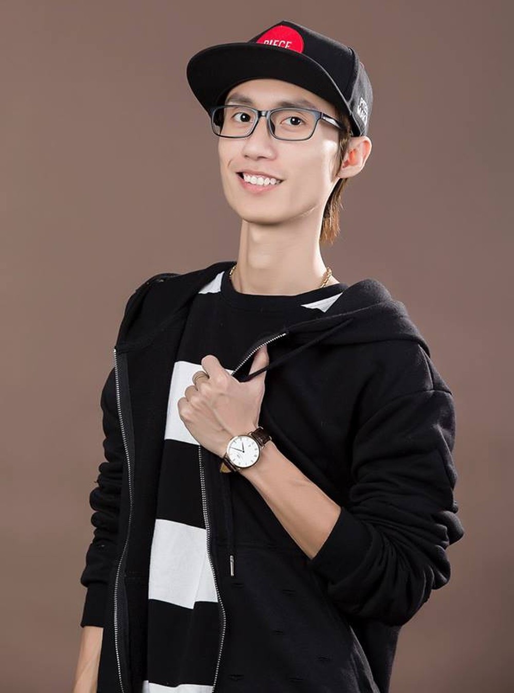 Lynk Lee thay đổi phong cách ảnh 4 Lynk Lee thay doi phong cach anh 4