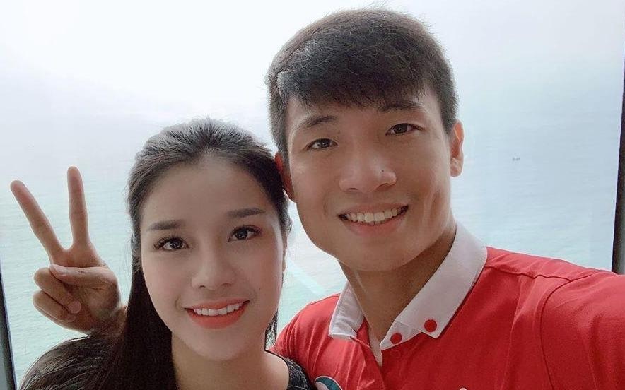 Vo cau thu Bui Tien Dung va nhung hot girl cung mang ten Khanh Linh hinh anh