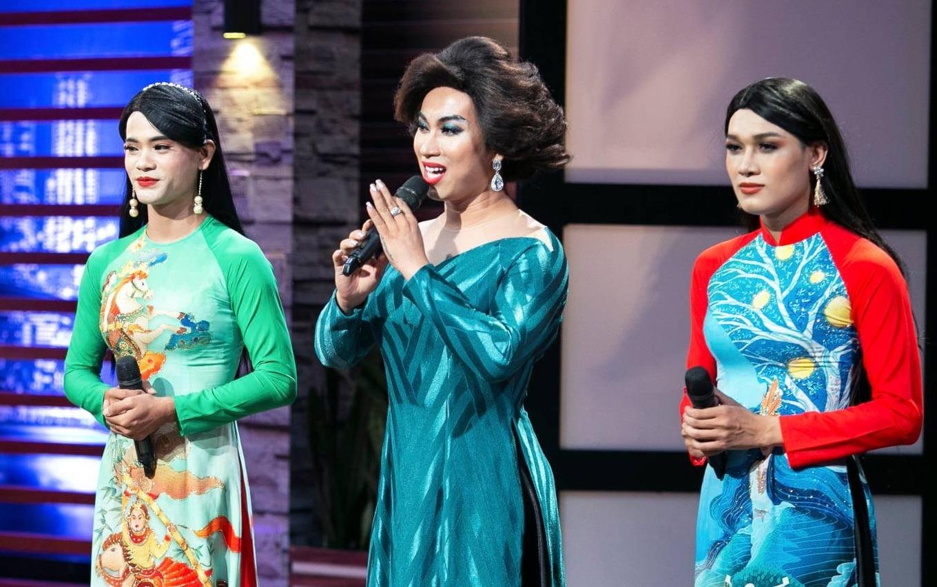 Doan hat lo to the hien giong ca khi goi von o Shark Tank hinh anh