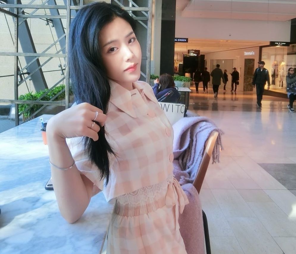 em gai Ong Cao Thang anh 5