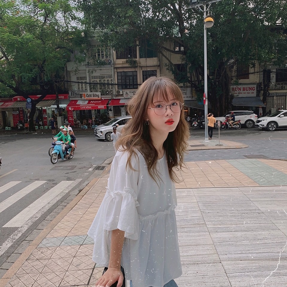 hot girl mac dong phuc anh 8