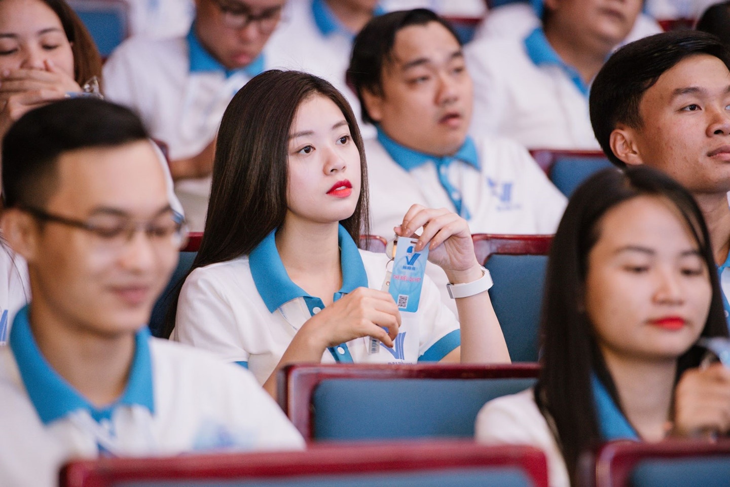 thu khoa xinh dep anh 1