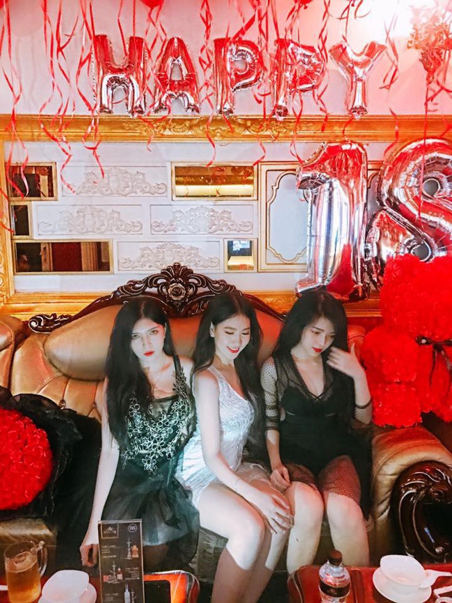 nha toan con gai anh 7