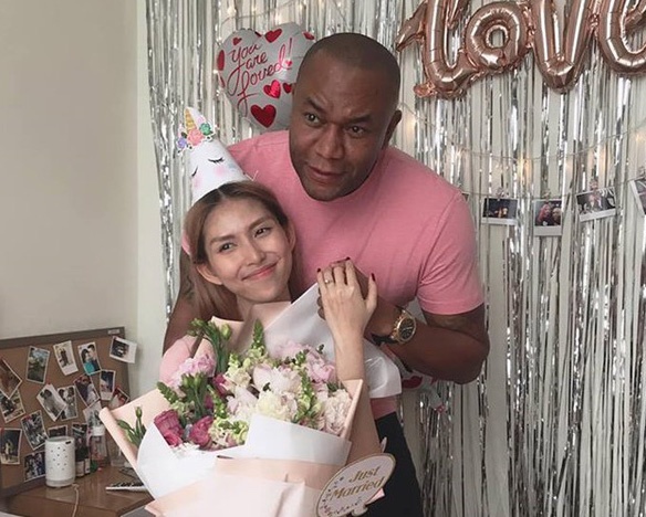 cuoi chong tay anh 1