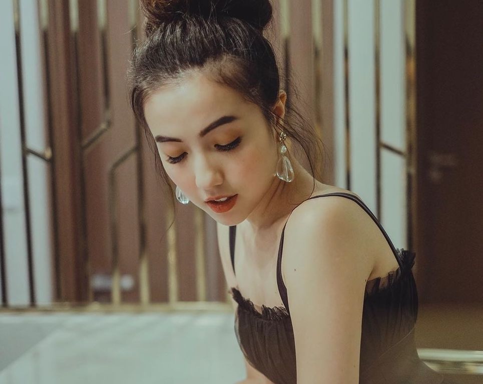 hot girl cuoi chong anh 7