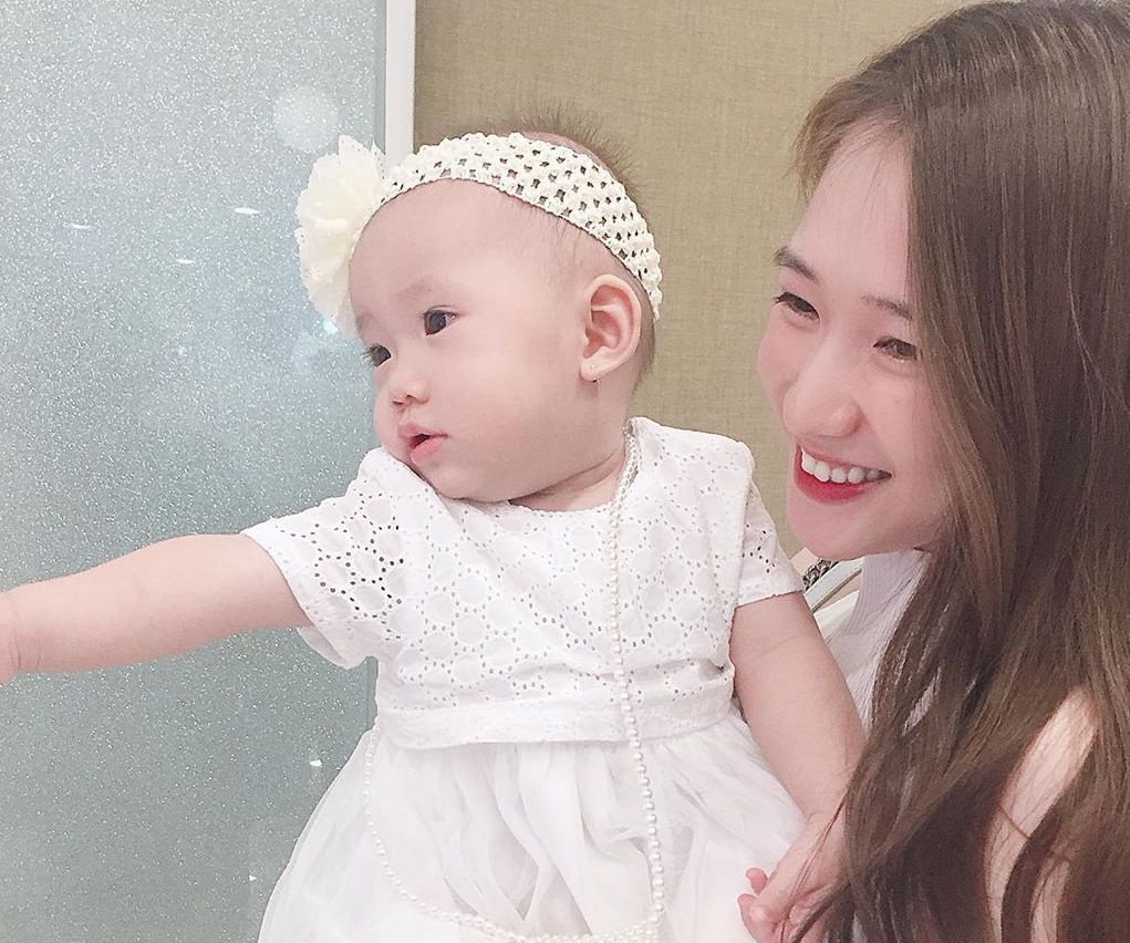 hot girl cuoi chong anh 2