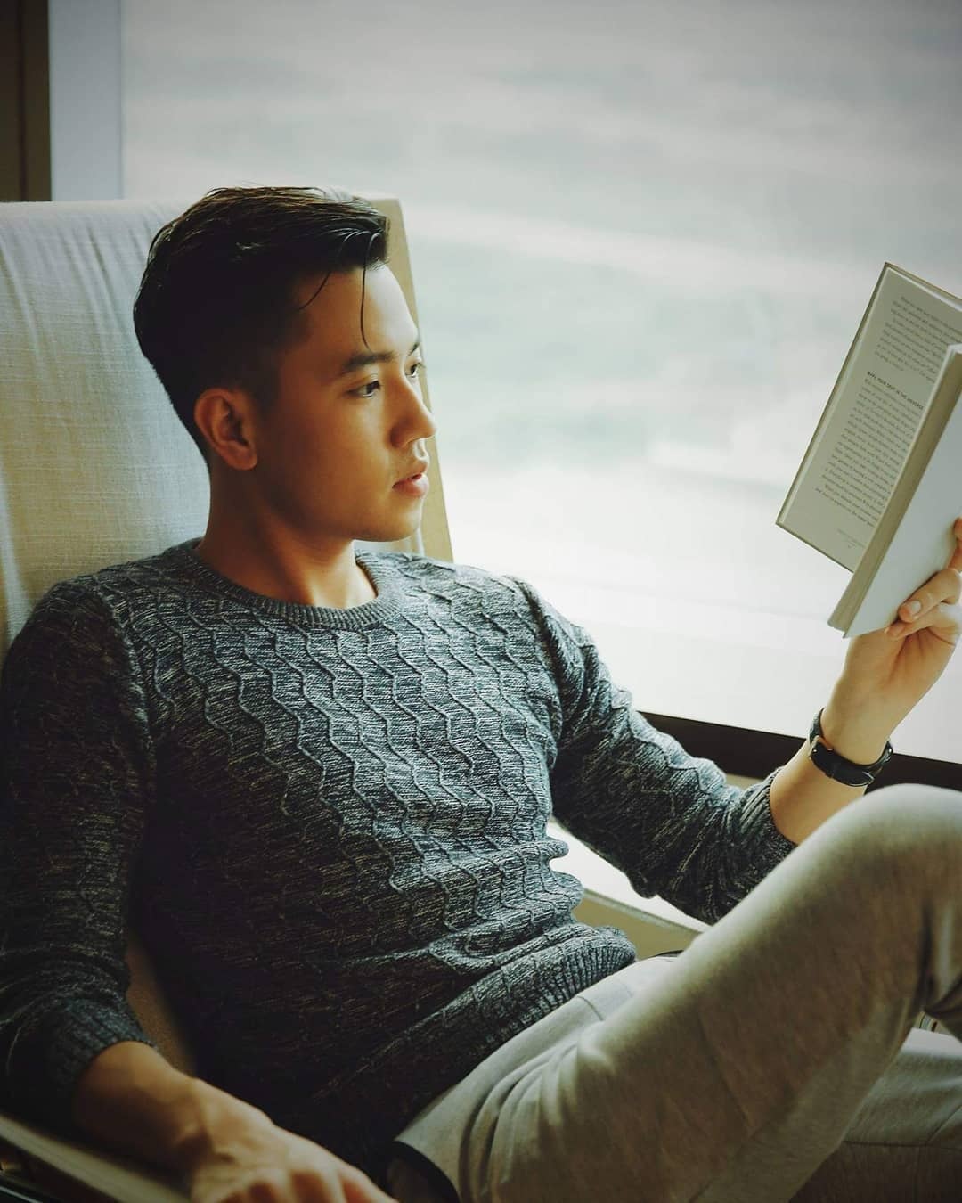 tiep vien hang khong anh 7