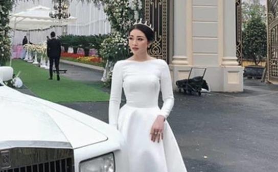 'Co dau 200 cay vang' va nhung hot girl 10X ket hon khi chua 20 tuoi hinh anh