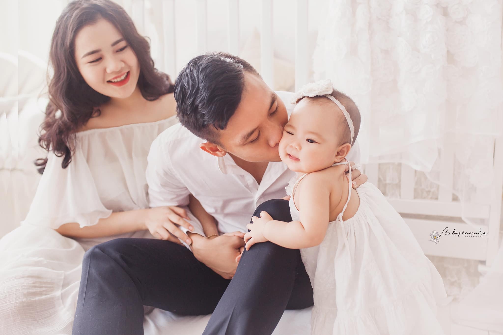 vo cau thu sau sinh anh 5