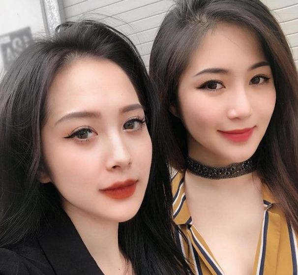 anh chi em ho noi tieng anh 10