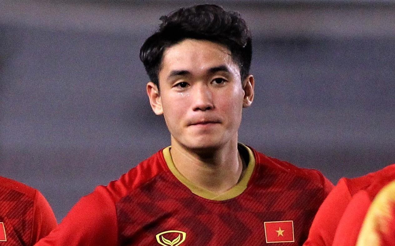 Trai dep Huynh Tan Sinh duoc hoi fan girl tim kiem sau SEA Games 30 hinh anh