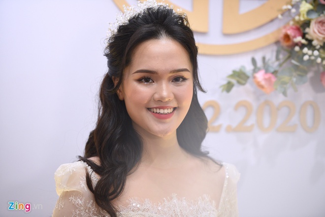 Quynh Anh co dau anh 1
