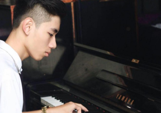 K-ICM tung gay bao nho clip bit mat choi DJ tren dan organ 3 nam truoc hinh anh