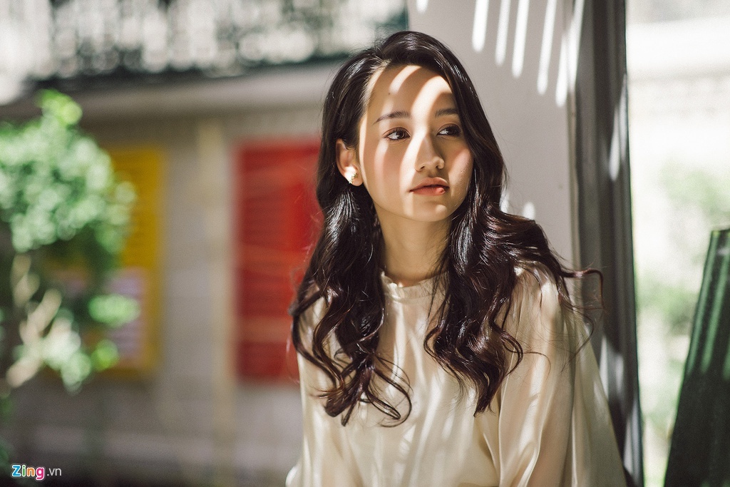 hot girl dien xuat anh 1