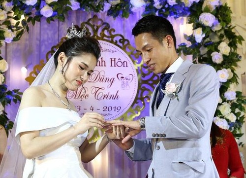 cầu thủ kết hôn ảnh 4 cau thu ket hon anh 4