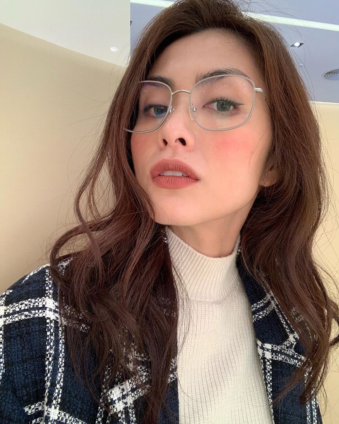 hot girl giong nhau anh 4