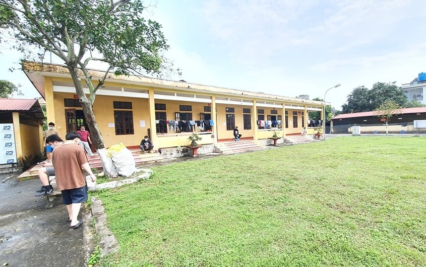 'Tu Han ve, khong duoc yeu cau cung tu nguyen cach ly' hinh anh