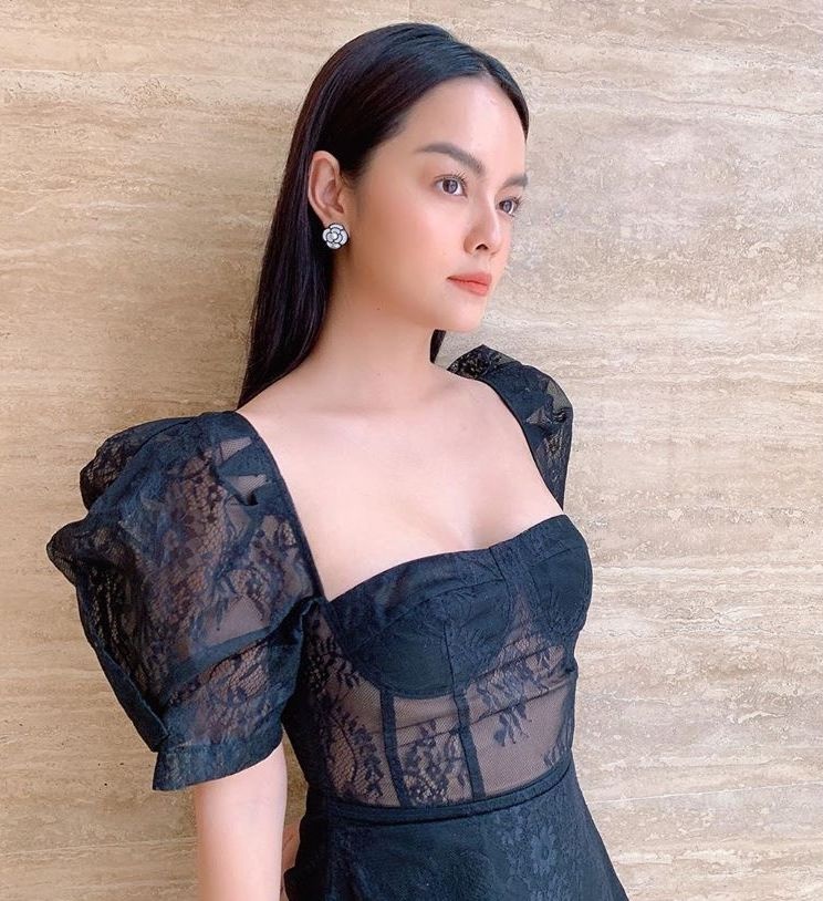 phong cach thoi trang Pham Quynh Anh anh 14