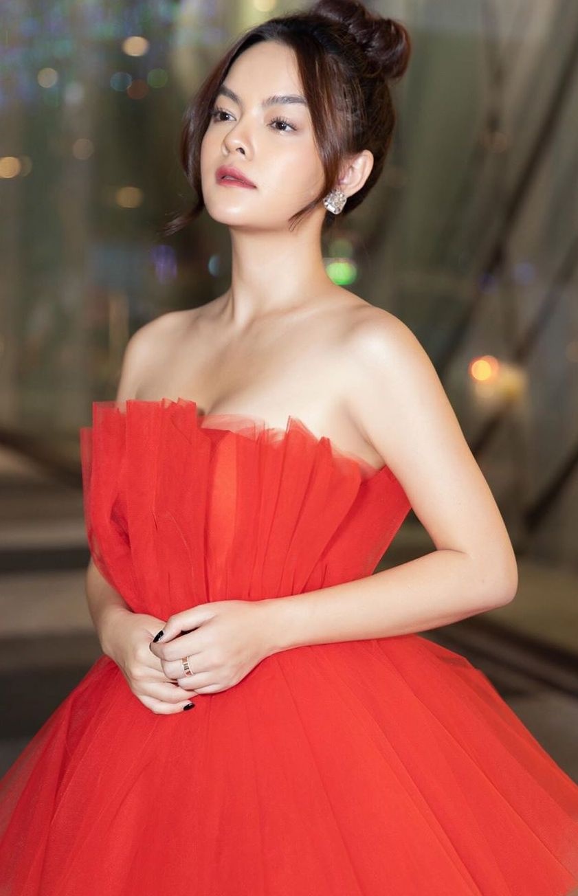 phong cách thời trang Phạm Quỳnh Anh ảnh 4 phong cach thoi trang Pham Quynh Anh anh 4