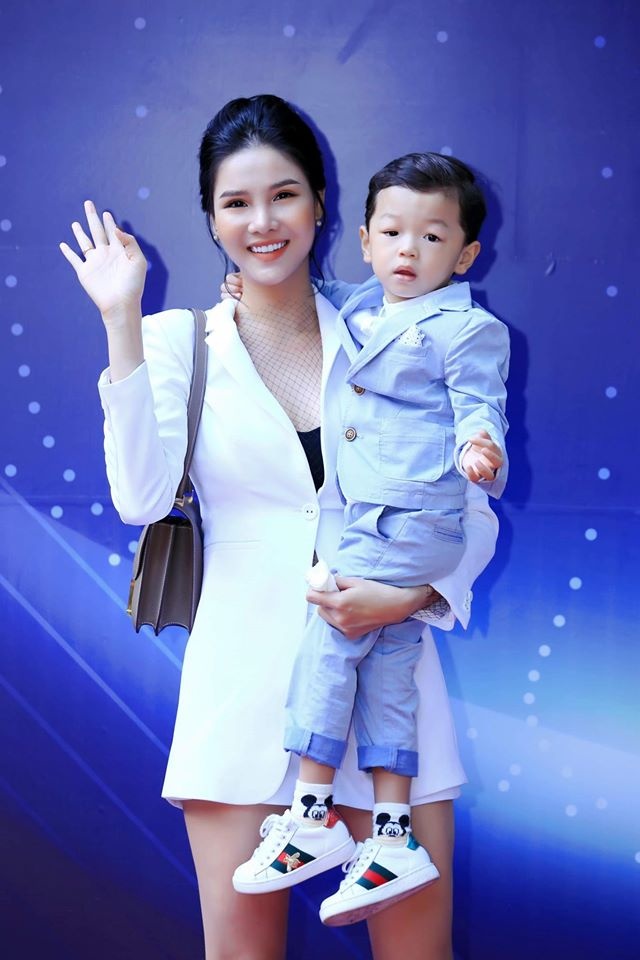 Kỳ Hân Mạc Hồng Quân ảnh 7 Ky Han Mac Hong Quan anh 7