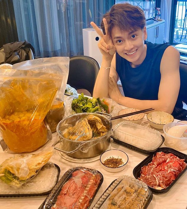 sao Viet cach ly anh 2