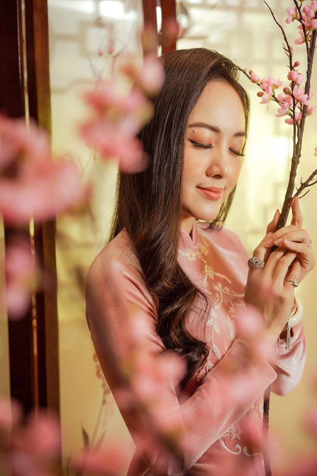 nhan sac BTV Hoai Anh anh 9