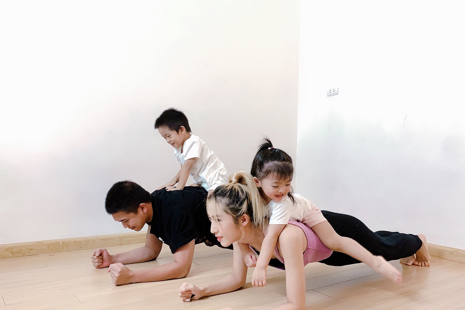 Emily BigDaddy anh 1