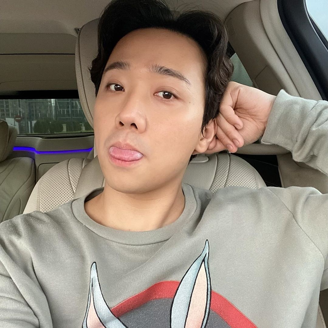 sao Viet lam gi sau cach ly anh 8