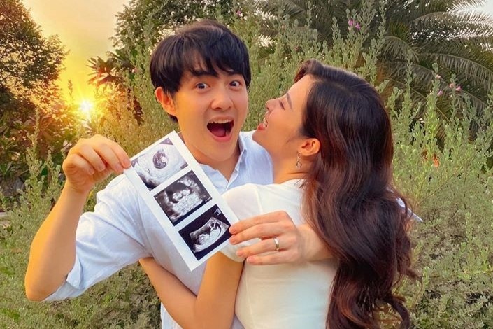 Dong Nhi mang thai con dau long hinh anh