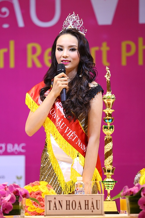 Hoa hau Viet Nam anh 8