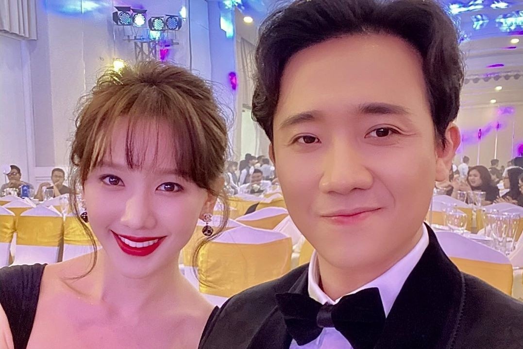 Tran Thanh dap tra de benh vuc Hari Won hinh anh