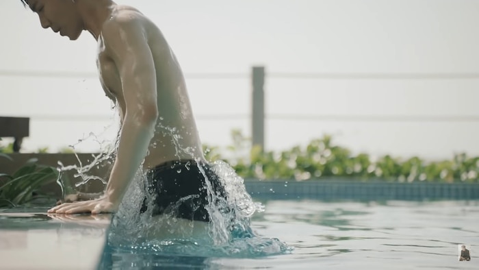 sao nam khoe body anh 2